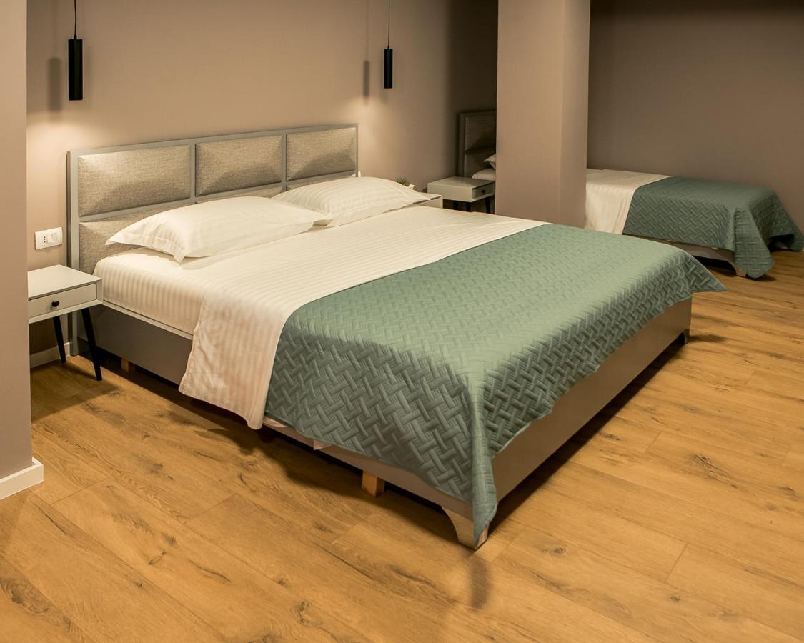 Oda Aparthotel Shkodër Exteriör bild