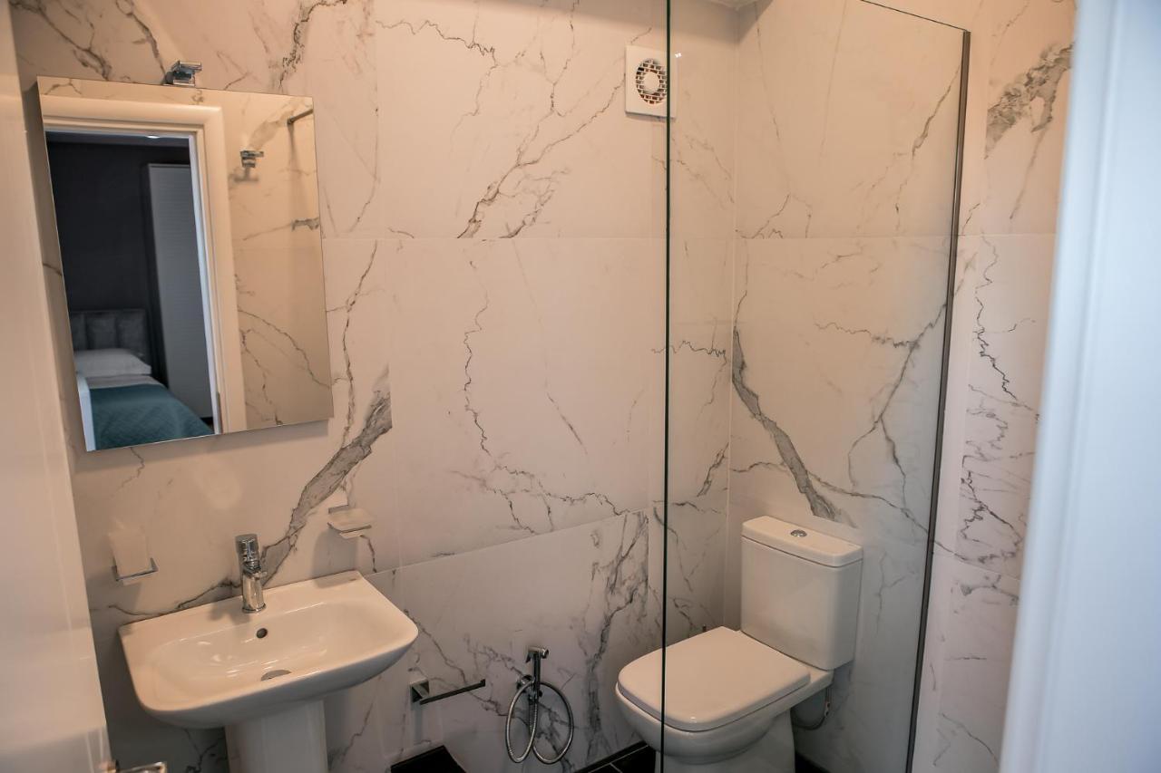 Oda Aparthotel Shkodër Exteriör bild