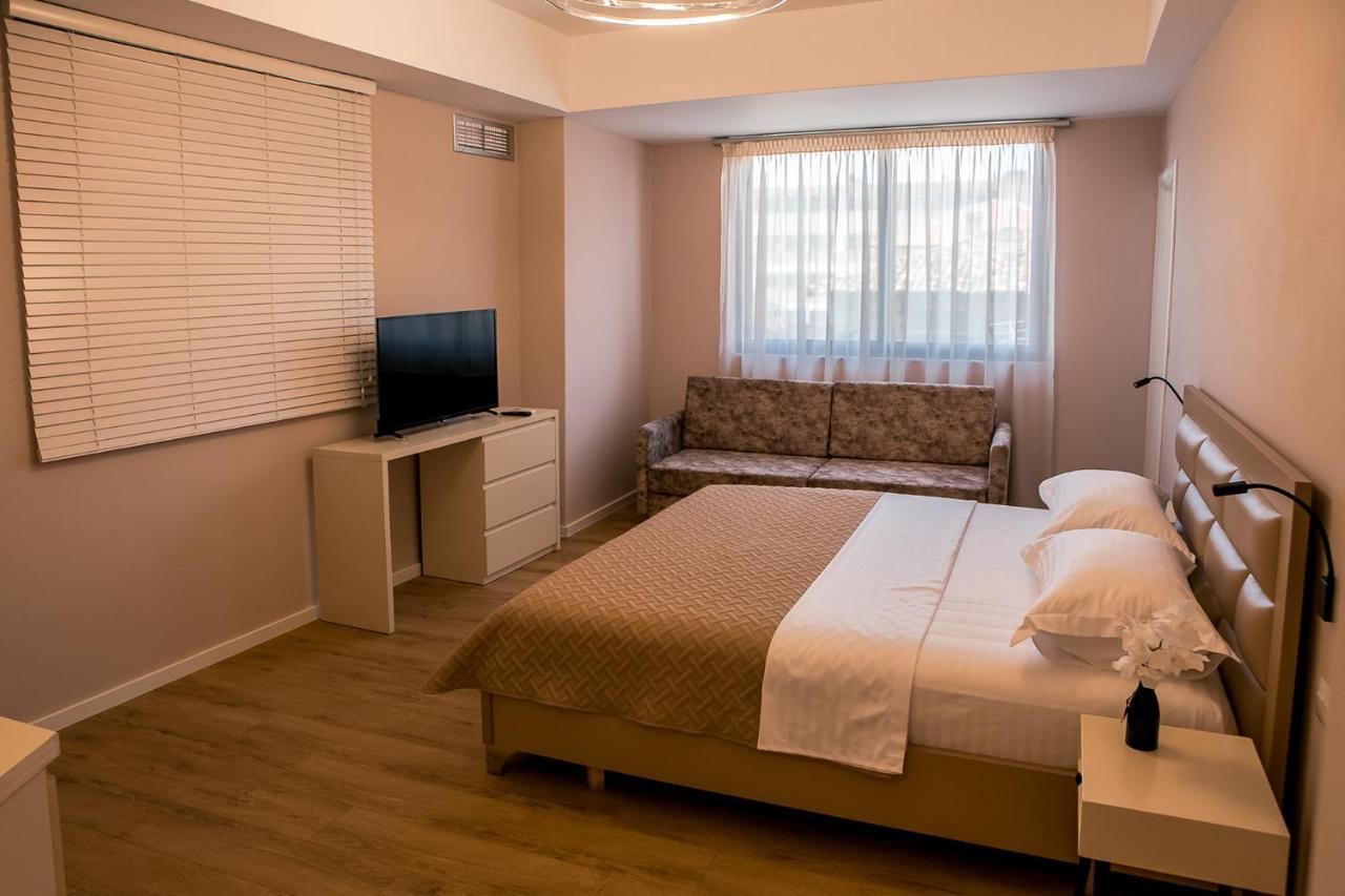 Oda Aparthotel Shkodër Exteriör bild